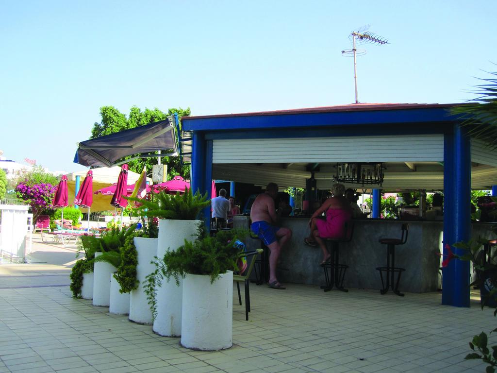Crown Resorts Elamaris Protaras Exterior foto