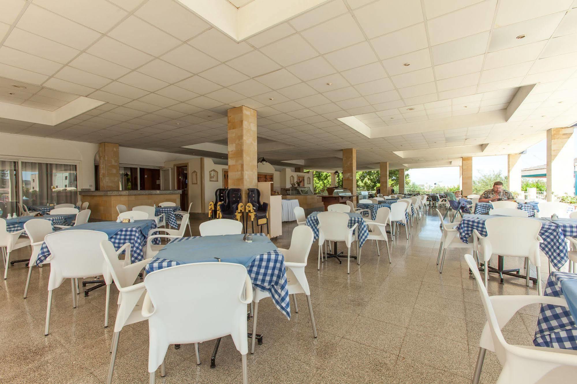 Crown Resorts Elamaris Protaras Exterior foto