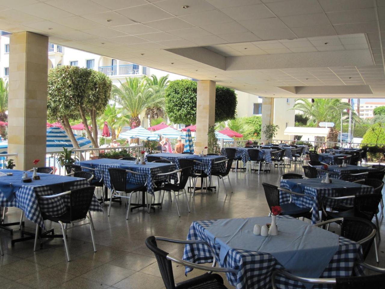 Crown Resorts Elamaris Protaras Exterior foto